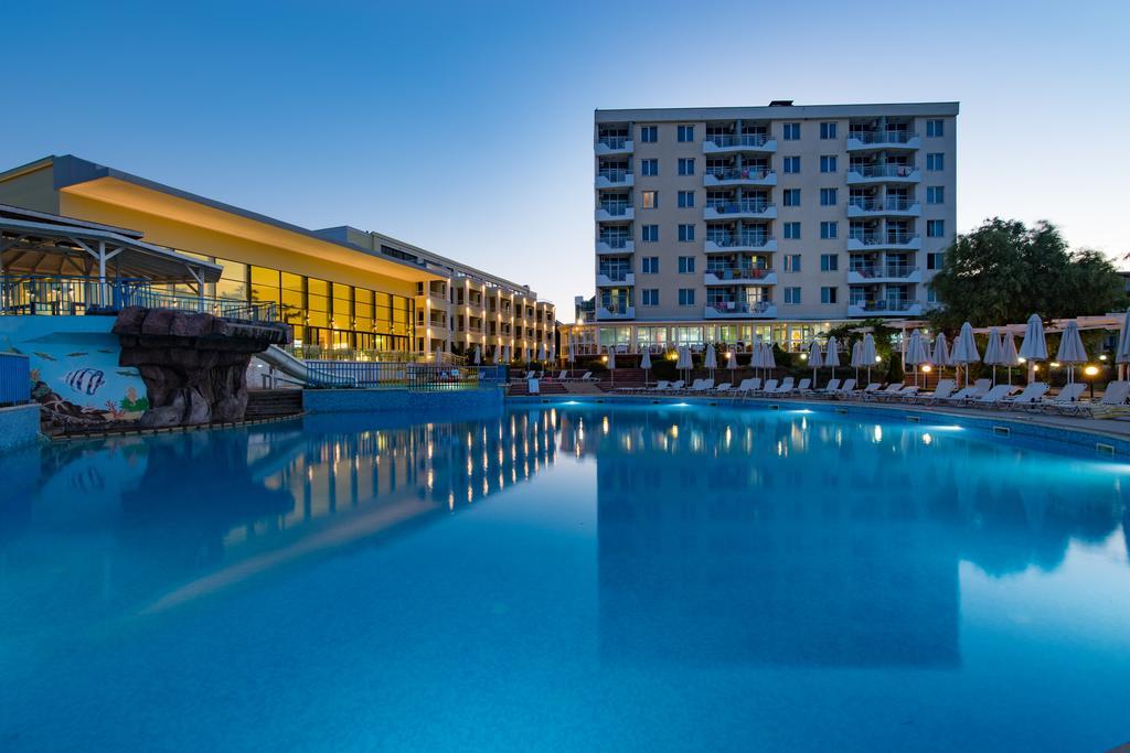 Hotel Perla Beach Club Primorsko Eksteriør bilde