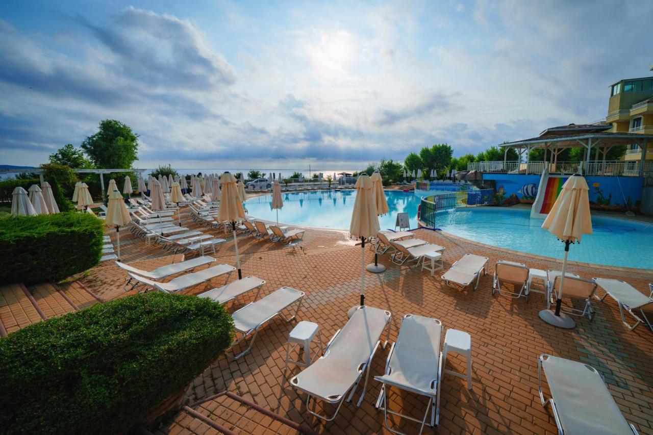 Hotel Perla Beach Club Primorsko Eksteriør bilde